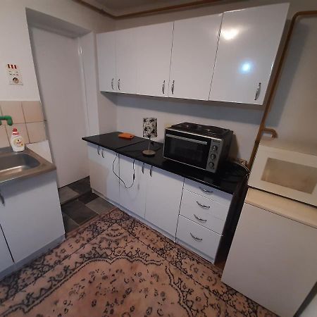 Appartement Sprat Kuce à SJJ Extérieur photo