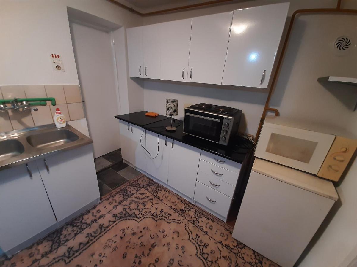 Appartement Sprat Kuce à SJJ Extérieur photo